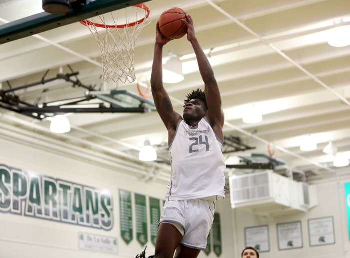 Tounde Yessoufou soaring in for a deuce at last year's MLK Classic.&nbsp;
